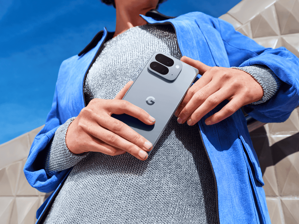 Google ra mắt Pixel 10 Pro Fold giá $1,799