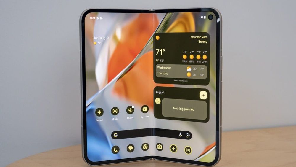 Pixel 10 Pro Fold của Google không thể thách thức tiêu chuẩn cao mà Z Fold 7 của Samsung đã đặt ra