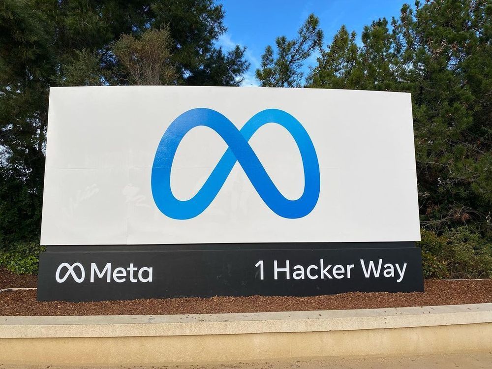 Meta is reportedly hiring Apple’s head of AI models