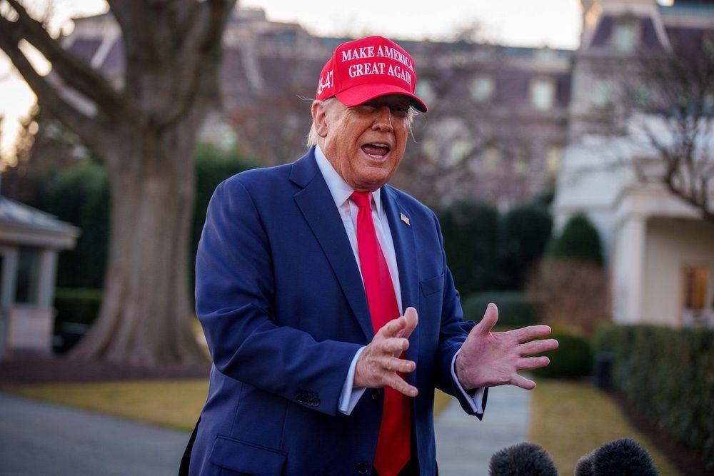 Cộng đồng doanh nghiệp nhỏ của Reddit lo lắng về thuế quan của Trump