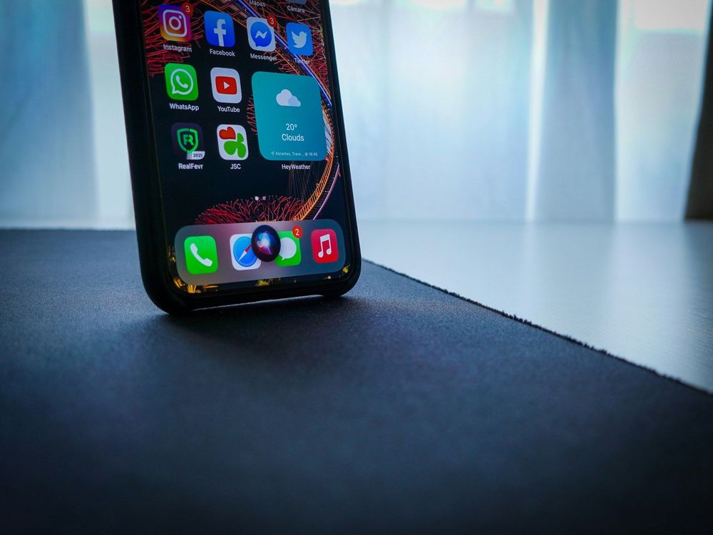 Siri mới của Apple có thể cho phép người dùng điều khiển ứng dụng chỉ bằng giọng nói
