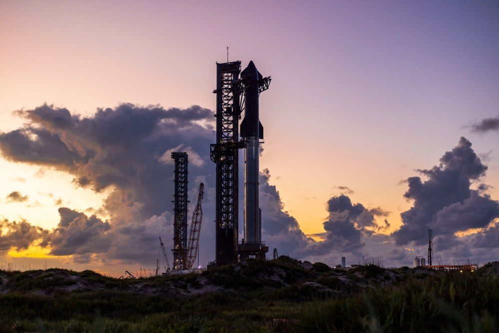 SpaceX will attempt historic catch of returning Starship booster on Sunday